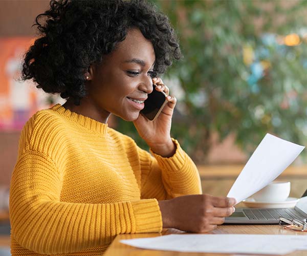 Graduate Certificate in Counselling Online student answering the phone